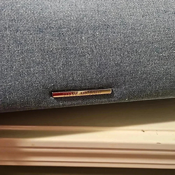 STEVE MADDEN TOTE 2 IN 1 CROSSBODY BAG - Picture 6 of 9